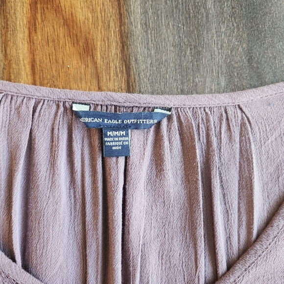 Beautiful American Eagle Outfitters Medium Lacey Purple Dress Size Medium Lined - Picture 3 of 9